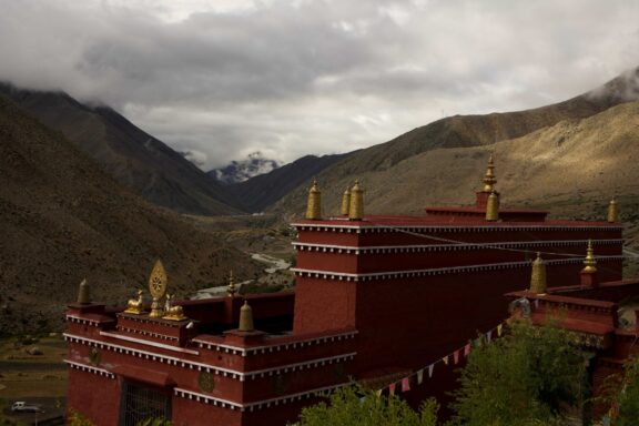 Tibet: Traversing the Roof of the World