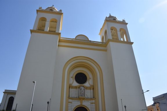 Central America – El Salvador, Honduras & Guatemala