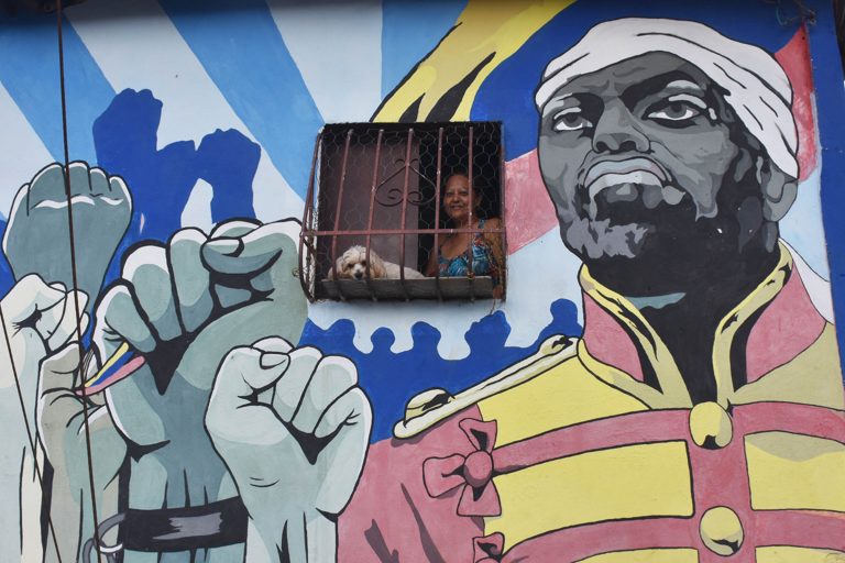 mural on house, caracas